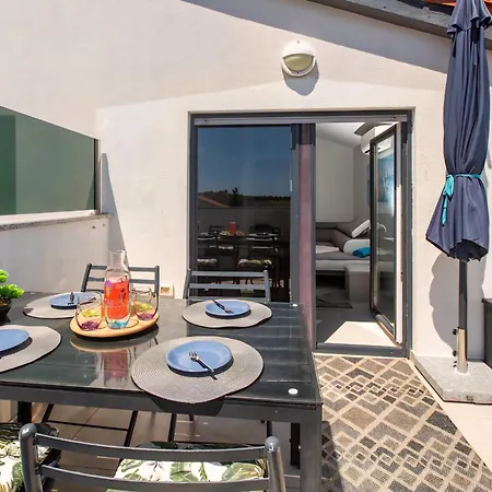 Sandi 2408 Appartement *