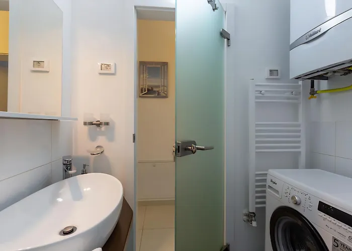 Sandi 2408 Apartman *