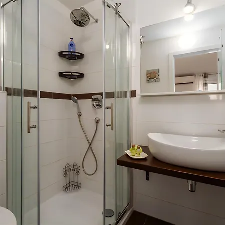 Apartman Sandi 2408 Pula